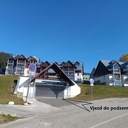 Horní Mísečky - Skvěle dostupné apartmány D u sjezdovky Esterno foto